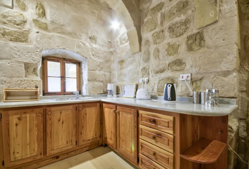 Farmhouse Razzett Cora Victoria Kültér fotó