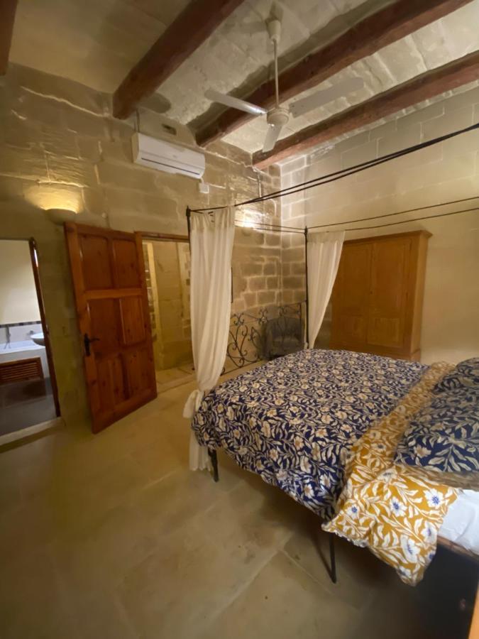 Farmhouse Razzett Cora Victoria Kültér fotó